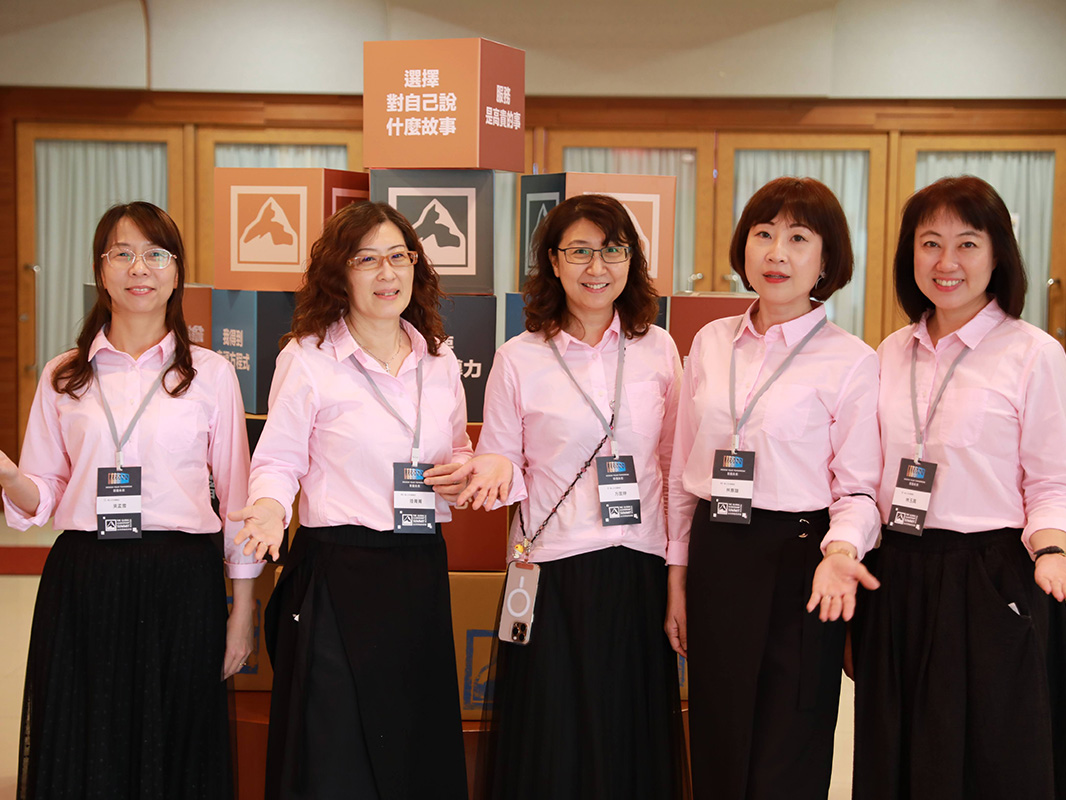 鳳山活泉靈糧堂